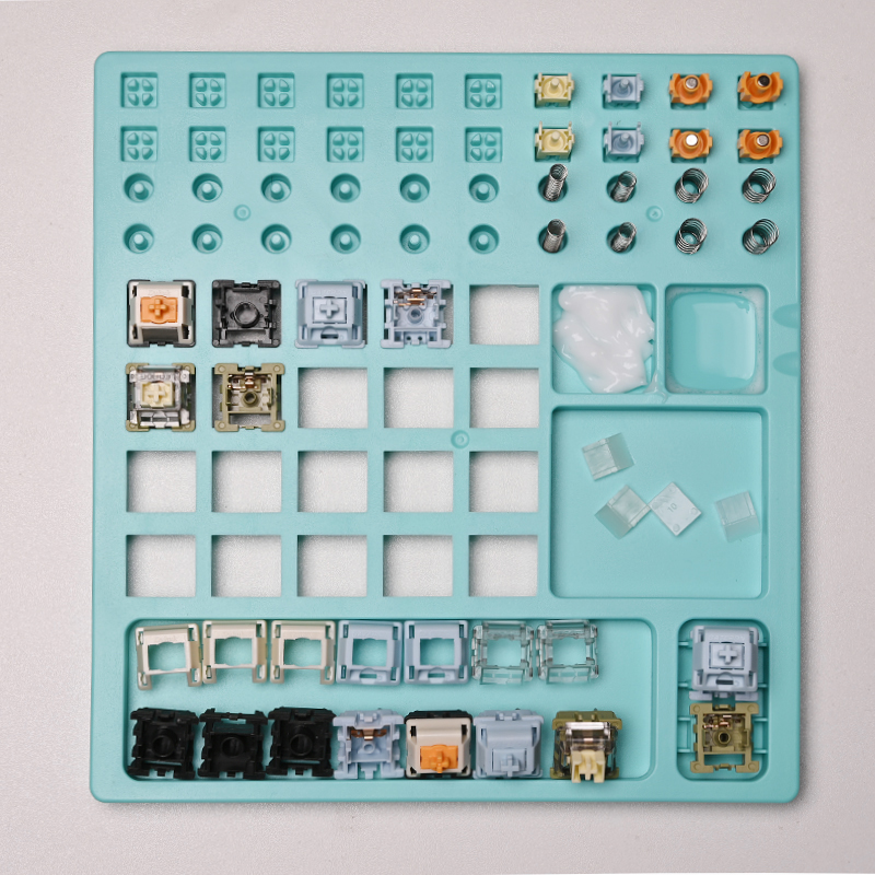 Kelowna Switch Lubing / Modding Station – Plate with Grease Troughs & Tool Organizer