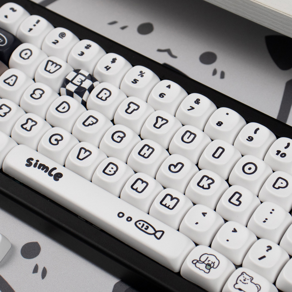 Cat & Dog MOA PBT Keycaps – Dye-Sub (131 Keys)