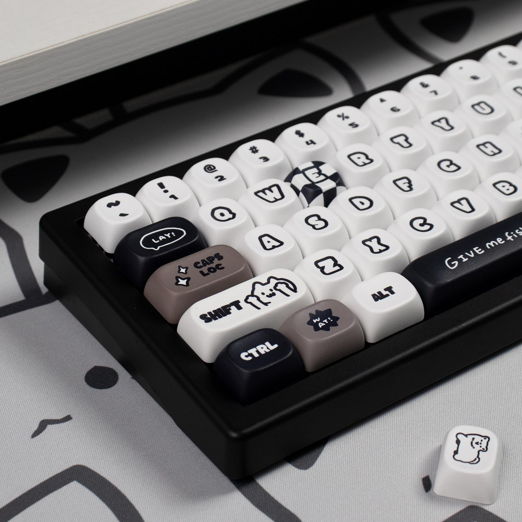 Cat & Dog MOA PBT Keycaps – Dye-Sub (131 Keys)