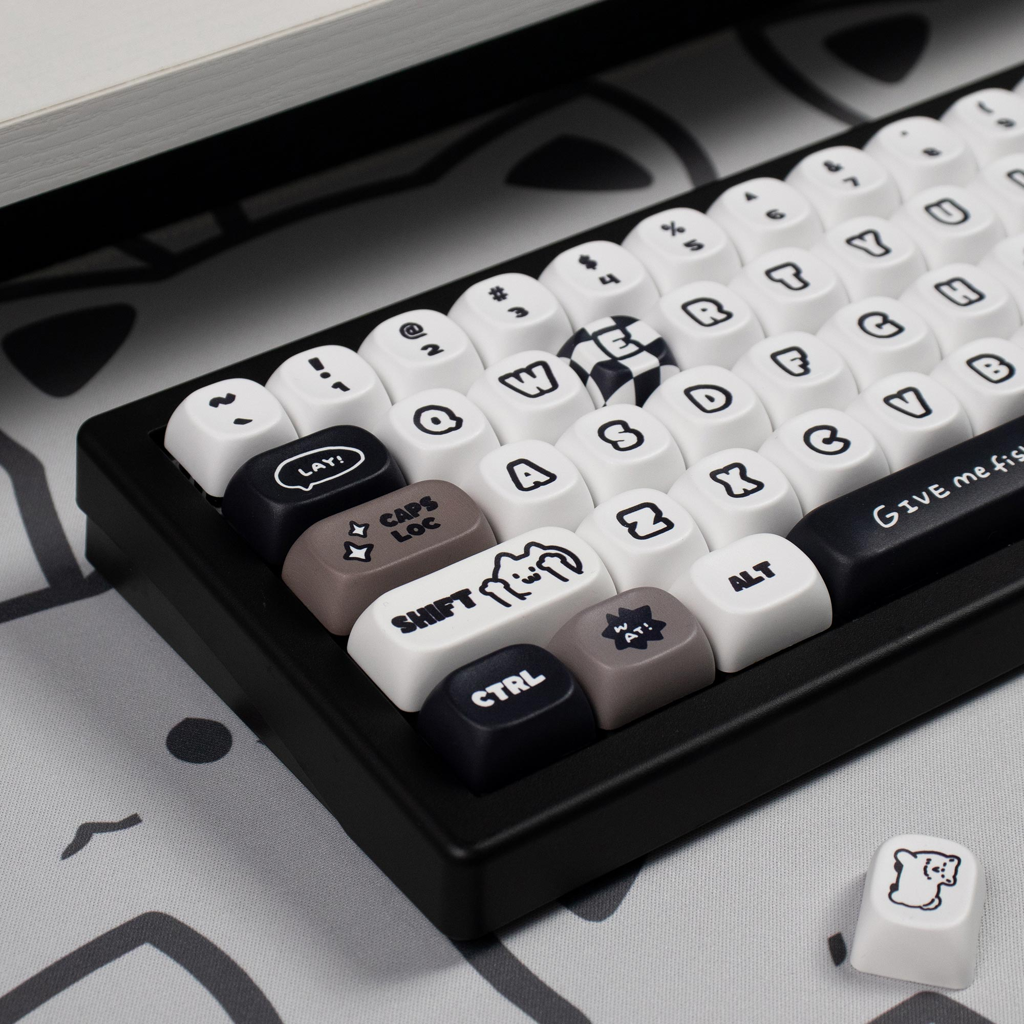 Cat & Dog MOA PBT Keycaps – Dye-Sub (131 Keys)