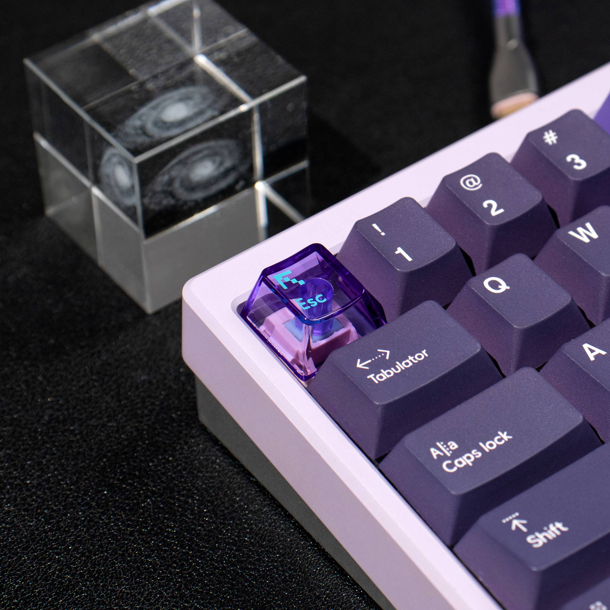 Lilac Gradient PBT/PC Keycaps – Cherry Profile (207 Keys)