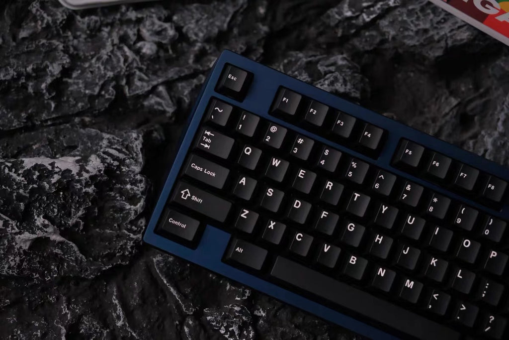 Black PBT Keycaps Top-Printed — BOW Dye-Sub Set, 143 Keys
