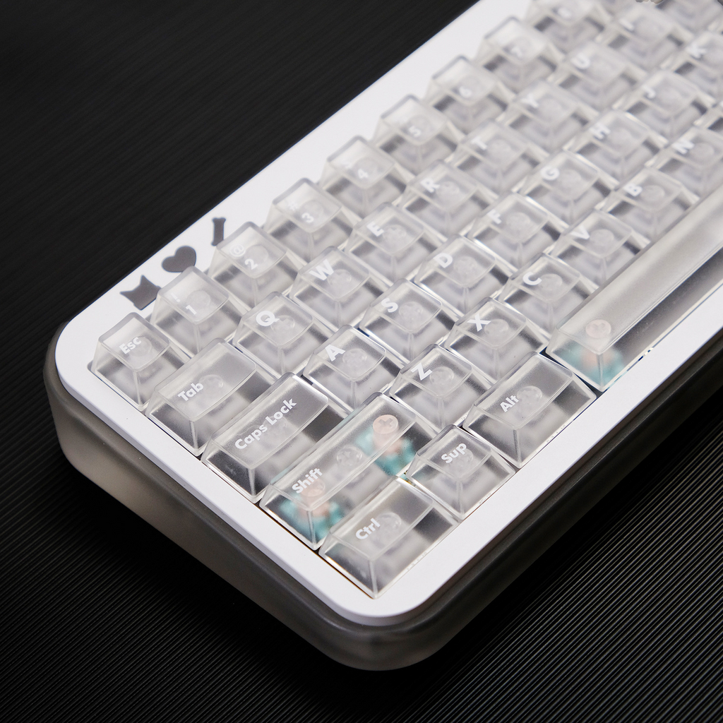 White Foggy Transparent Keycap Set – Cherry Profile PC 122 Keys
