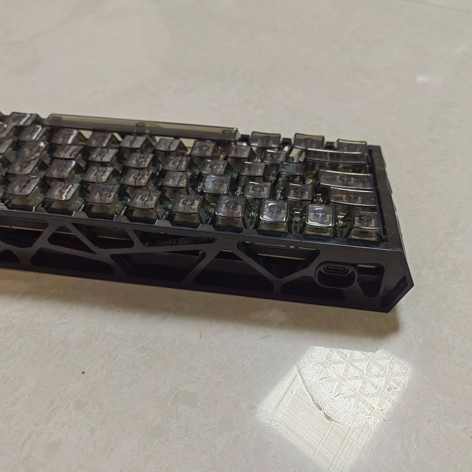 GH60 Polycarbonate Keyboard Case – Holy60 Style (60% Layout)