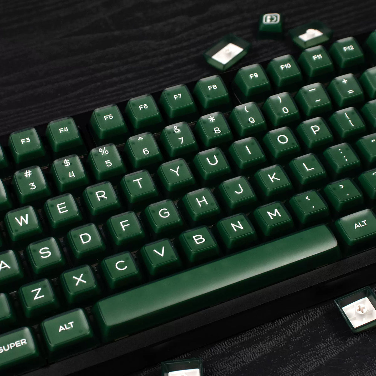 SA Profile Emerald Green Keycaps – 142-Key PBT Double-Shot Set