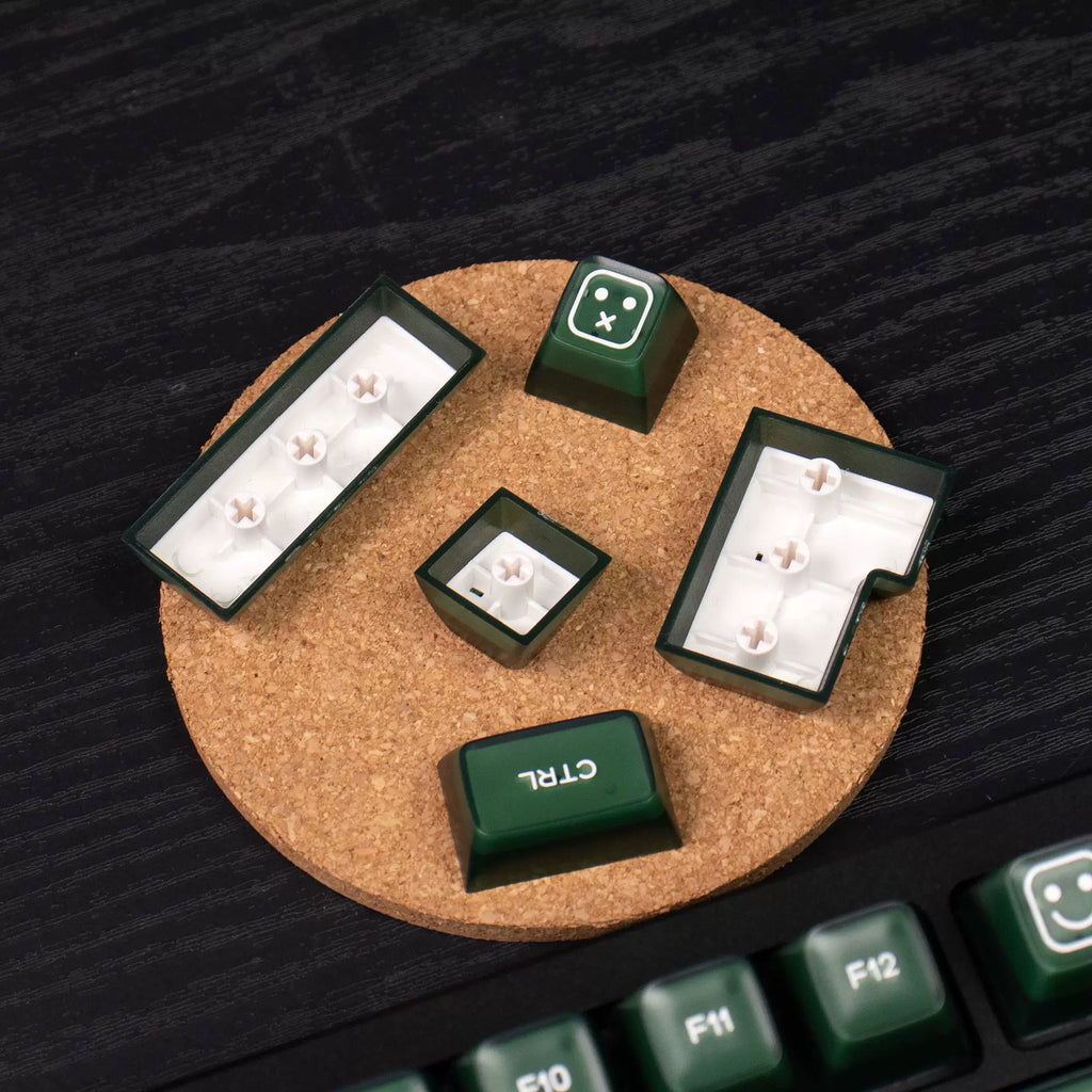 SA Profile Emerald Green Keycaps – 142-Key PBT Double-Shot Set