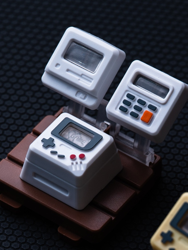 Artisan Gameboy Keycap – K04 Retro Console Design (MX Compatible)